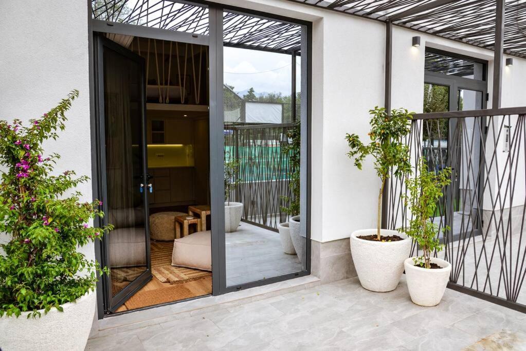 Mini Condo 2 Dl - Studio With A Private Patio Донья-Ластва Экстерьер фото